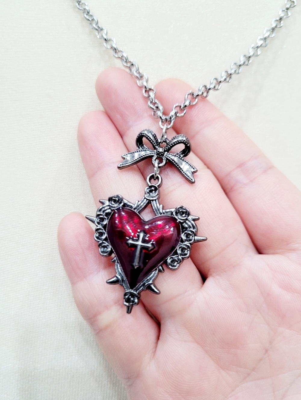 Brand New Silver Tone Gothic Red Heart Cross Necklace
